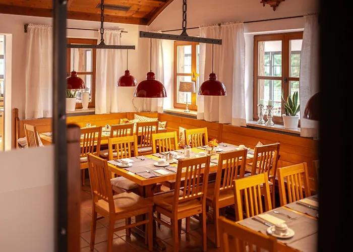 - & Brauereigasthof Schneider 호텔 3*